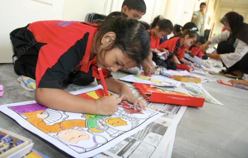 PERTANDINGAN MEWARNA