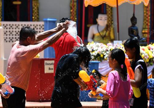 PESTA SONGKRAN