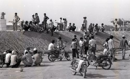 PEKERJA MOGOK
