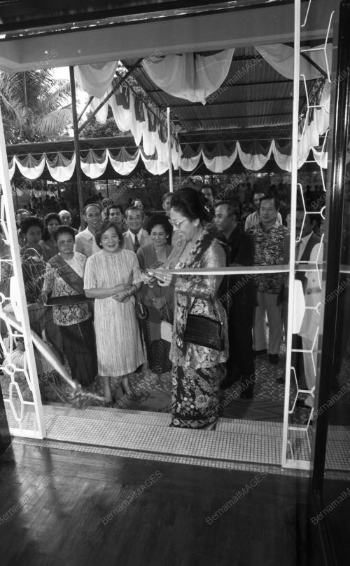 PG06_15092015_KEDUTAAN_INDONESIA