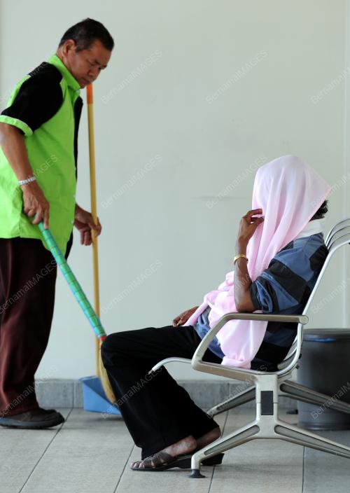 PG06_18022015_MAHKAMAH_CHAND