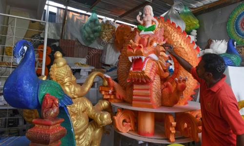 PEMBUAT KAVADI