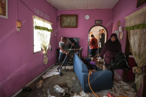PG06_19082021_BANJIR_BN202108190967