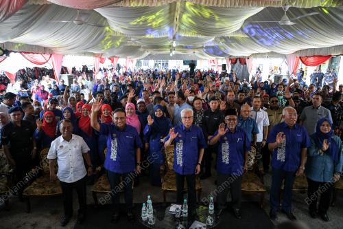 DATUK SERI ISMAIL SABRI YAAKOB