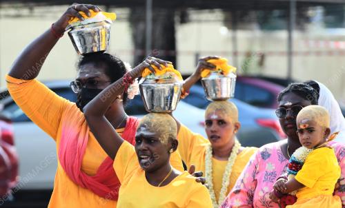 MENJELANG THAIPUSAM