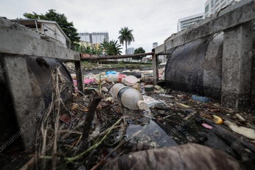 SAMPAH SUNGAI PINANG