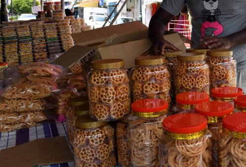 KUIH_DEEPAVALI