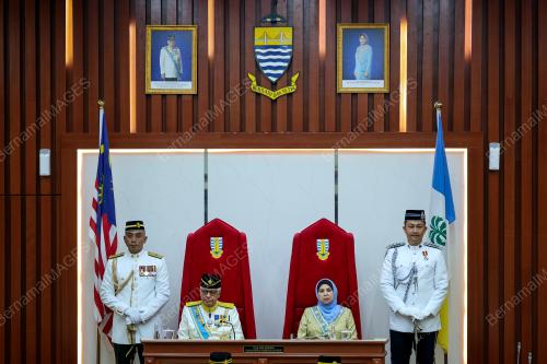 TUN AHMAD FUZI ABDUL RAZAK