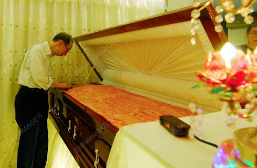 PG06_24072016_MENDIANG_ISTERI