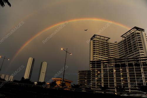 PG06_25072015_RAINBOW