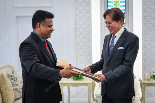 TUN RAMLI NGAH TALIB
