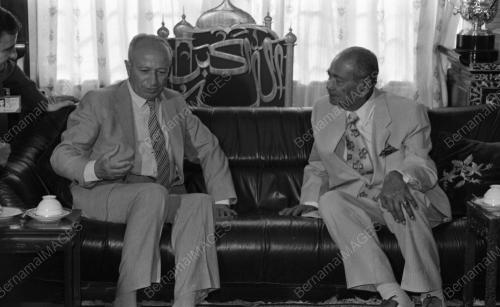 PG06_26012015_LAWAT_TUNKU
