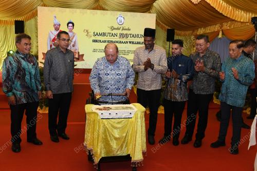 TUANKU SYED SIRAJUDDIN JAMALULAIL