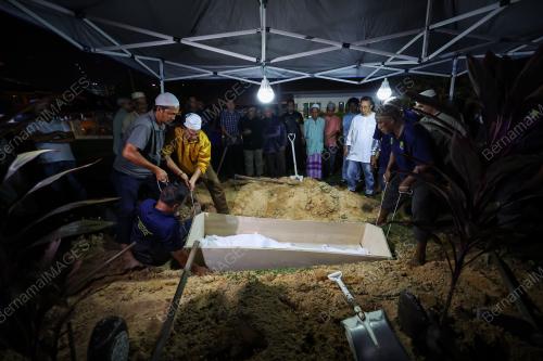 ALLAHYARHAM NOOR ADZMAN BAHARUDDIN