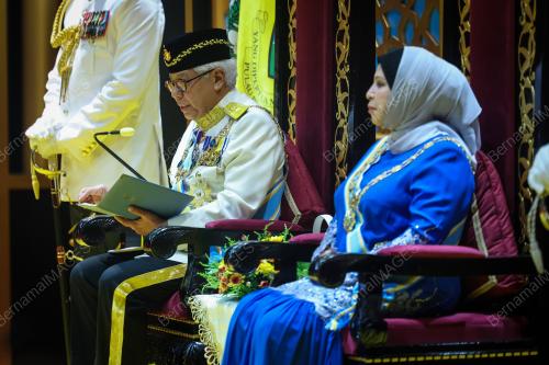 TUN AHMAD FUZI ABDUL RAZAK