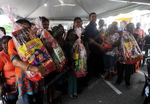 PG06_28102018_SUMBANGAN_DEEPAVALI