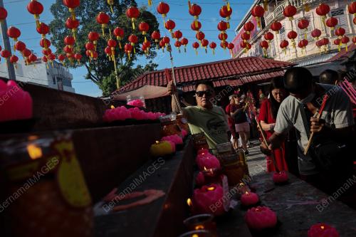 TAHUN BAHARU CINA