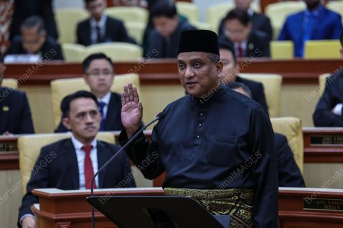 MAJLIS ANGKAT SUMPAH ADUN