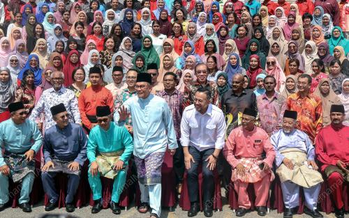 DATUK SERI ANWAR IBRAHIM