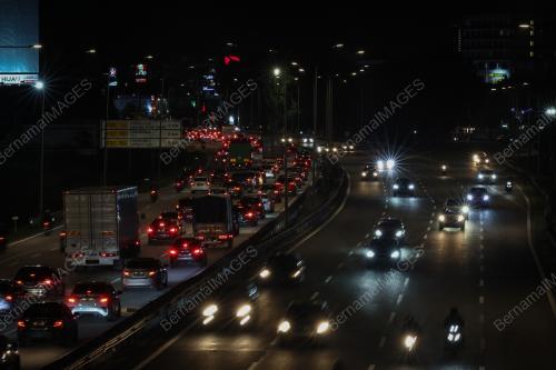 ALIRAN TRAFIK