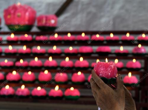 BUDDHA_WESAK