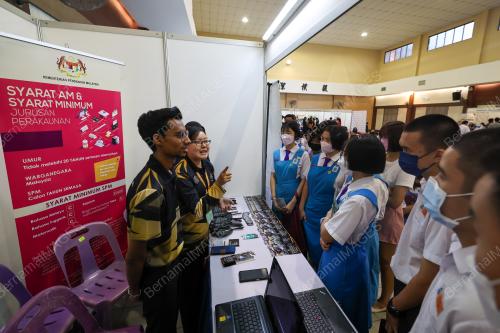 PAMERAN IPTA