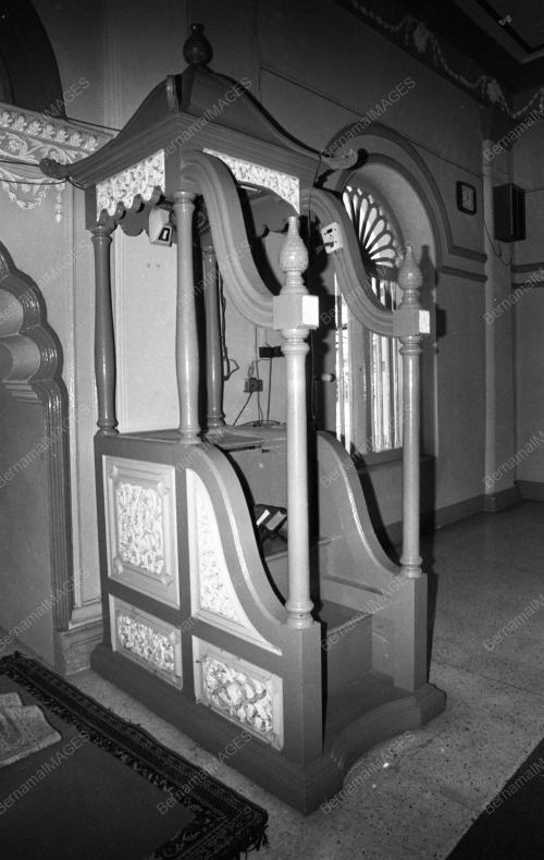 PG07_03082015_MASJID_TUA