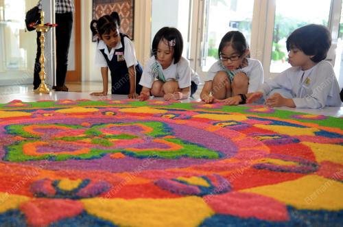 PG07_03112015_KOLAM