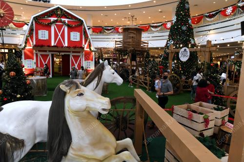 PERHIASAN KRISMAS