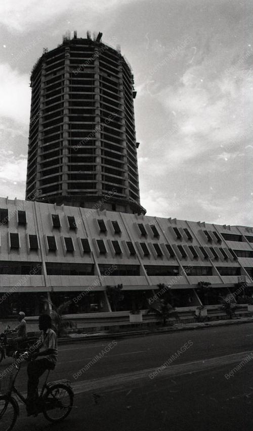 KOMPLEKS TUN RAZAK