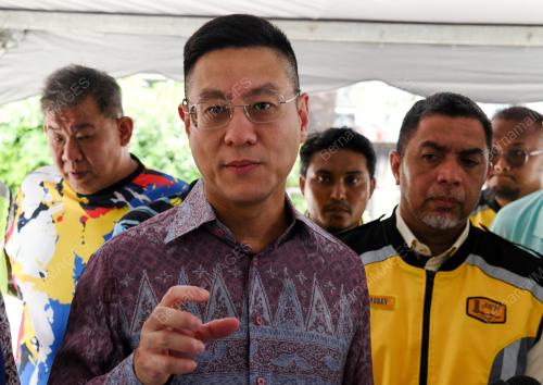 ZAIRIL_LUBANG