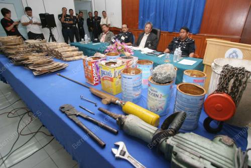 SIDANG AKHBAR
