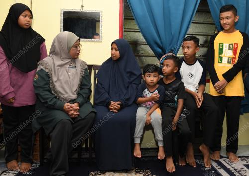 DATUK AIMAN ATHIRAH SABU