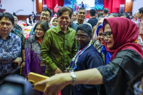 TUN RAMLI NGAH TALIB