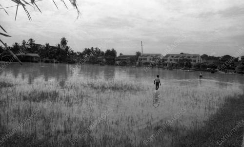 PG07_09072015_BANJIR_KILAT