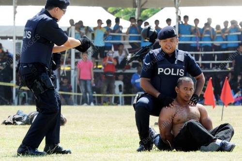 PG07_11022012_TAHAN