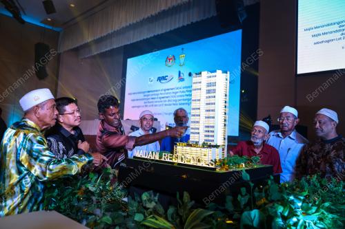 KAMPUNG MANIS