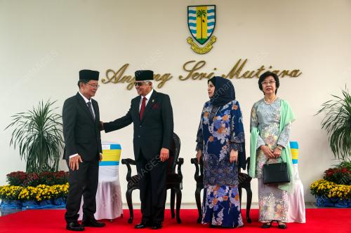 TUN AHMAD FUZI ABDUL RAZAK