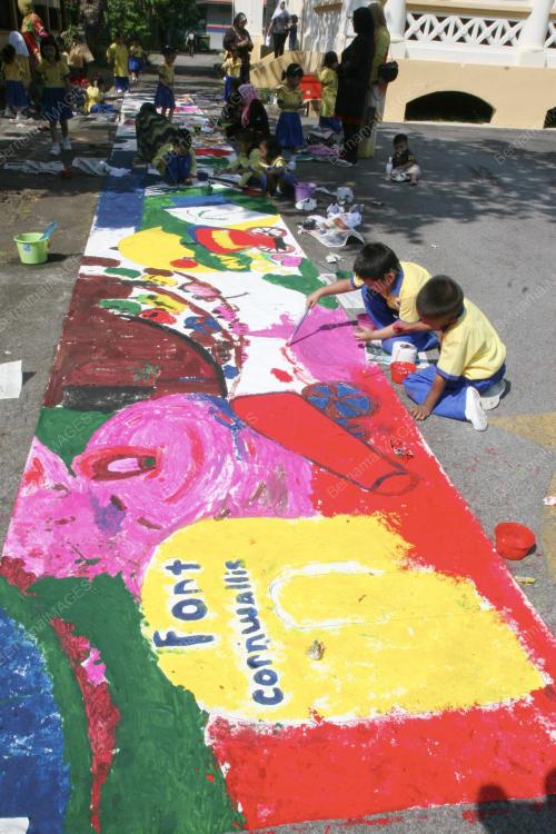 TABIKA_WARNA