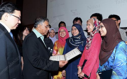PG07_14082012_MENTERI_PELAJAR