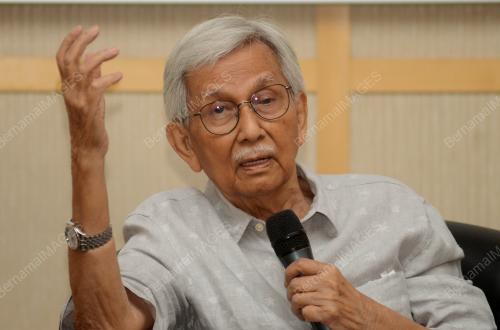 TUN DAIM ZAINUDDIN