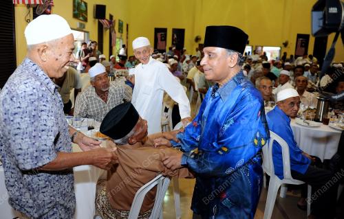TAN SRI NOR MOHAMED YAKCOP
