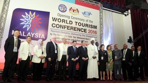 PG07_17102016_NAZRI_TOURISM