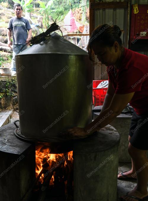 KUIH BAKUL