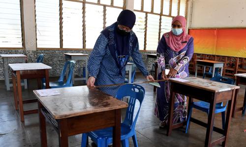 BOMBA SANITASI SEKOLAH