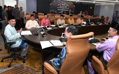 DATUK SERI ANWAR IBRAHIM