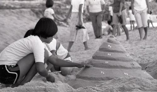 DISEMBER 1982