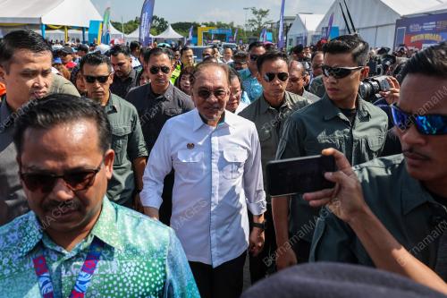 DATUK SERI ANWAR IBRAHIM