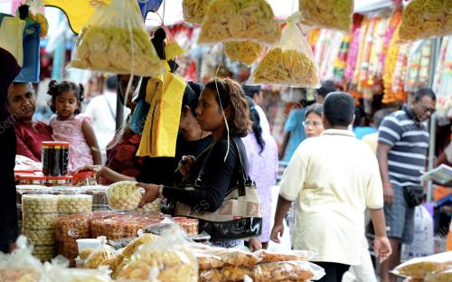 PERSIAPAN DEEPAVALI