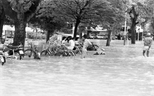 PG07_22062015_BANJIR